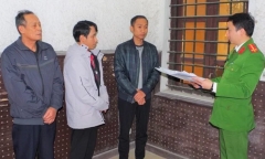 Ba công nhân