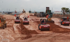 Thủ tướng đặt 5 câu hỏi với bộ GTVT về thực hiện dự án cao tốc Bắc-Nam
