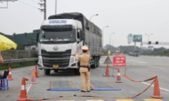 Lắp trạm cân tự động kiểm soát xe quá tải trên cao tốc Bắc - Nam