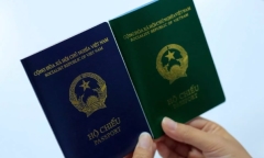 Tin thời sự mới nóng nhất 12/8: Phần Lan quyết định tạm dừng công nhận hộ chiếu mẫu mới của Việt Nam