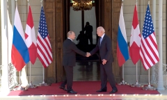 Tổng thống Putin nói gì sau gần 4 giờ đồng hồ thảo luận với người đồng cấp Mỹ?