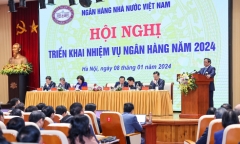 Thủ tướng yêu cầu ngành ngân hàng không để người dân, doanh nghiệp thiếu vốn