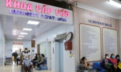 Tình hình sức khỏe của hai học sinh lớp 11 ngộ độc thuốc lá điện tử
