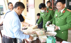 Hà Tĩnh: Bắt giữ 2 đối tượng vận chuyển trái phép 31kg ma túy