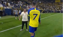 Al Nassr bị loại, Ronaldo nổi cáu với ban huấn luyện