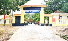 Thủ quỹ trường học 