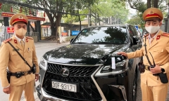 Hà Nội: Phát hiện xe Lexus LX570 Super Sport đeo biển số xe khác