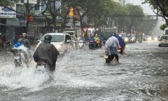 Nhiều địa phương ở Đà Nẵng cho học sinh nghỉ học tránh bão Fengshen