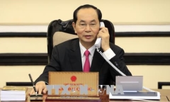 Chủ tịch nước Trần Đại Quang điện đàm với Tổng thống Hoa Kỳ Donald Trump