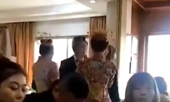 Chú rể cưới hai chị em sinh đôi cùng lúc gây sốc mạng xã hội, sự thật như thế nào?