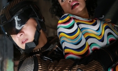 Ngô Kiến Huy rủ bố đi xem phim 