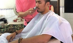 Duy Nhân vẫn lạc quan khi phải cạo đầu để hóa trị