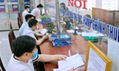 Bộ Tài chính sẽ đề xuất giảm thêm 35 khoản phí, lệ phí trong thời gian tới