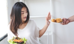 Những loại thực phẩm không nên ăn vào buổi tối
