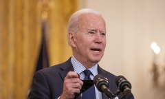 Ông Biden: 40% các nhà lãnh đạo trên thế giới liên hệ yêu cầu Mỹ cung cấp vaccine COVID-19
