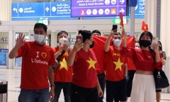 Người hâm mộ cần chi bao nhiêu tiền để sở hữu tấm vé xem ĐT Việt Nam thi đấu ở UAE?