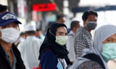 Biển thể Delta đẩy Indonesia đối mặt với bờ vực 