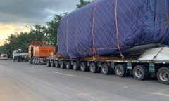 Đi xe máy về quê tránh dịch, cả gia đình thương vong vì va chạm với xe đầu kéo