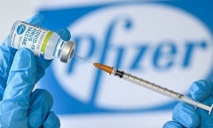 Mỹ phê duyệt hoàn toàn vaccine ngừa COVID-19 của Pfizer