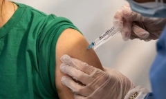 Trung Quốc có vaccine ngừa COVID-19 mới chống lại tất cả các biến thể của SARS-CoV-2