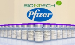 Mỹ lý giải vì sao chỉ mua vaccine ngừa COVID-19 của Pfizer để viện trợ thế giới