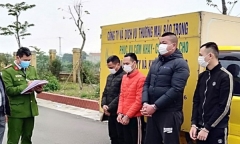 Chặn đầu ôtô bắt người, ép viết giấy vay nợ 180 triệu đồng