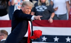Ông Trump một lần nữa tuyên bố 