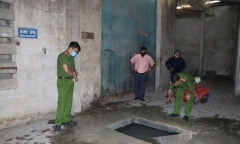 Phát hiện hầm chứa chất thải trái phép trong xí nghiệp bóng đèn Điện Quang