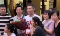 NSND Công Lý đi diễn trở lại sau thời gian dài điều trị sức khoẻ