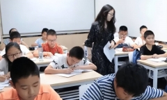 Trung Quốc cấm dạy thêm: Có thực sự tạo ra cạnh tranh công bằng trong giáo dục?