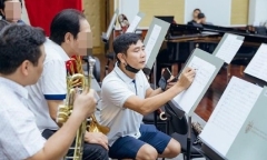 Sau lùm xùm, Hồ Hoài Anh xin nghỉ không lương tại Học Viện Âm nhạc Quốc gia