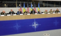 NATO sẽ tăng tốc sản xuất để cung cấp vũ khí cho Ukraine