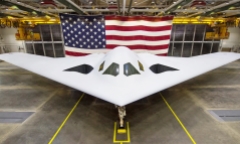Mỹ tung hình ảnh mới nhất về oanh tạc cơ B-21 Raider