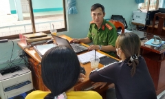 Giải cứu thiếu nữ bị bán làm tiếp viên quán kaoraoke