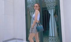 Hotgirl Hà Thành đời đầu khoe nhan sắc 