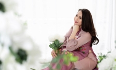 Nghệ sĩ Hoa Nguyễn: Đam mê không bao giờ là muộn