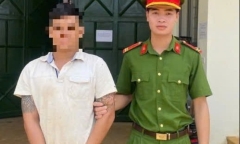 Bắt 2 nhân viên chiếm đoạt hơn 700 triệu đồng của 3 doanh nghiệp