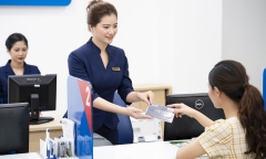 Lãi suất ngân hàng hôm nay 1/10: Xuất hiện ngân hàng tăng lãi suất lần thứ 3 trong tháng