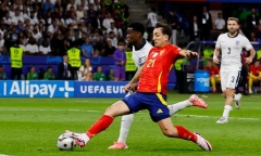 Thần đồng 17 tuổi Lamine Yamal vô tình làm lộ hình ảnh nhảy cảm của đồng đội