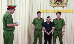 Bắt tạm giam đối tượng thuê hơn 14.000 bóng đèn, 330 cuộn dây điện rồi đem bán