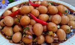 Cách làm trứng cút lòng đào ngâm nước tương siêu ngon không phải ai cũng biết