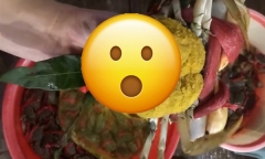 Thanh niên khoe con cua có phần bụng