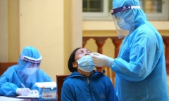 Hà Nội thêm 15 ca mắc COVID-19, trong đó có 6 người trong gia đình ở Long Biên