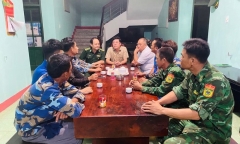 Tàu cá bị đâm chìm, 6 ngư dân rơi xuống biển