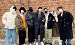 Công ty chủ quản thông báo việc 4 thành viên nhóm BTS chuẩn bị lên đường nhập ngũ