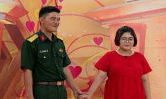 Ngưỡng mộ chuyện tình một thập kỷ đẹp như mơ của anh quân nhân và cô gái xinh đẹp