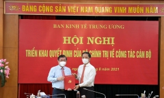 Trao quyết định phân công Phó Trưởng ban Kinh tế Trung ương đối với ông Nguyễn Thành Phong