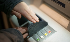 Hạn mức rút tiền mới nhất tại cây ATM