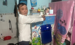 Người phụ nữ ngủ trưa quên khóa cửa, bị kẻ gian đột nhập làm