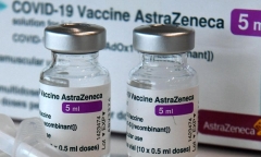 AstraZeneca thừa nhận vaccine phòng COVID-19 có thể dẫn đến cục máu đông